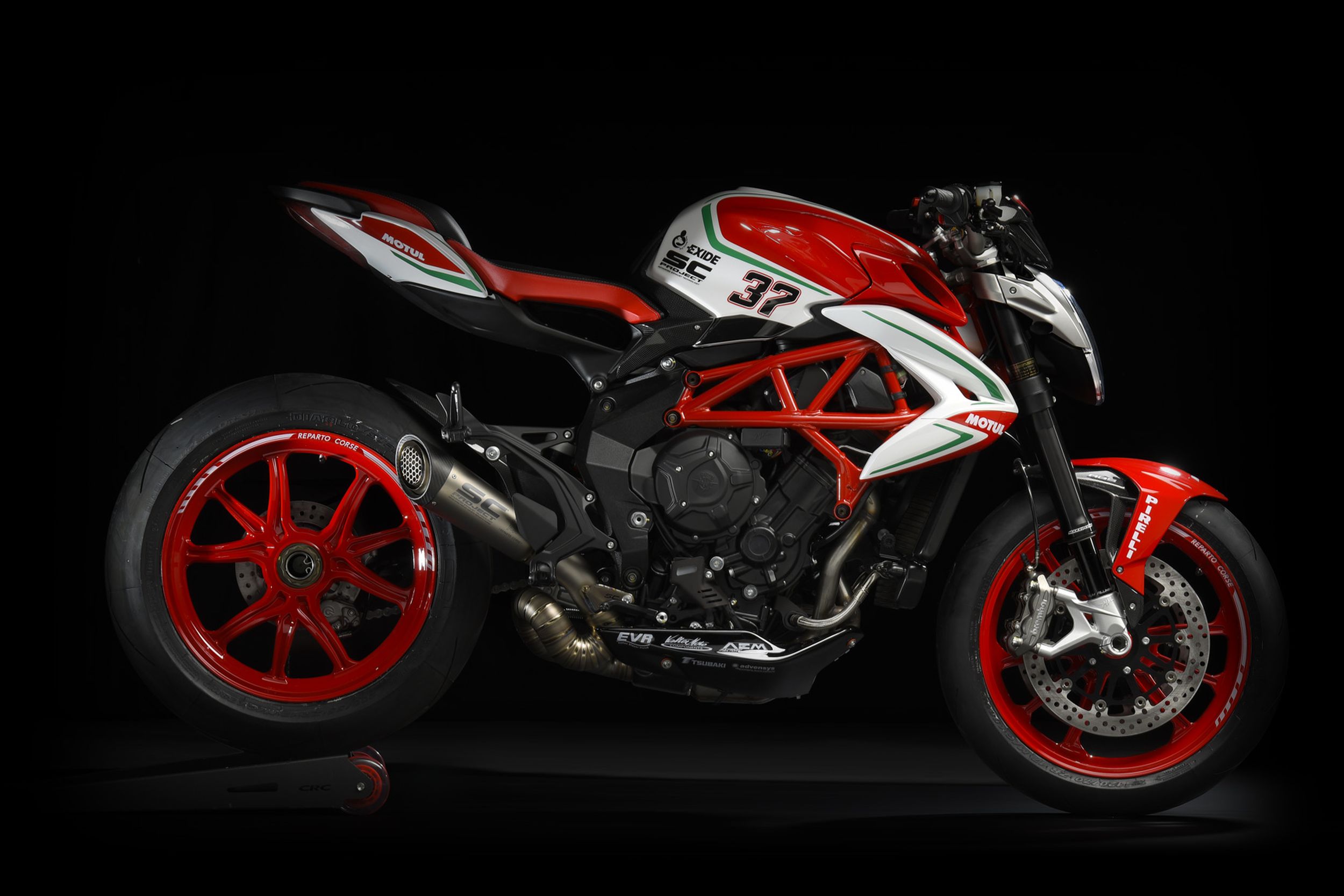 Motorrad Vergleich Mv Agusta Brutale Rc Vs Mv Agusta Brutale